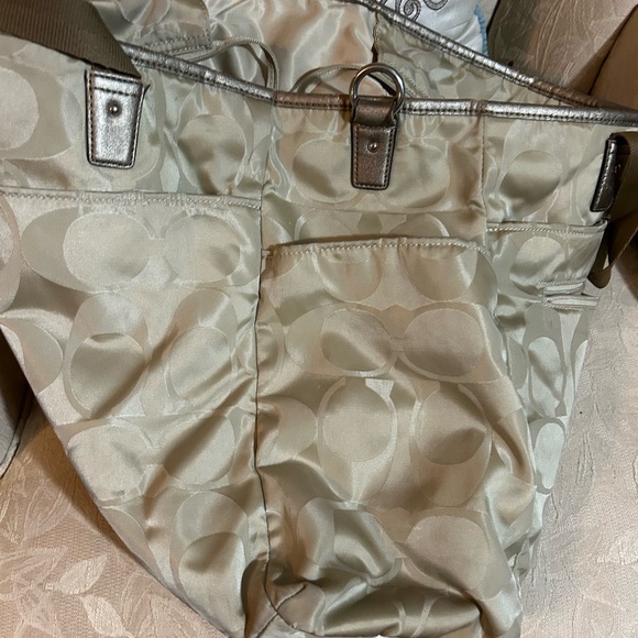 Coach diaper or large tote bag - Picture 4 of 5